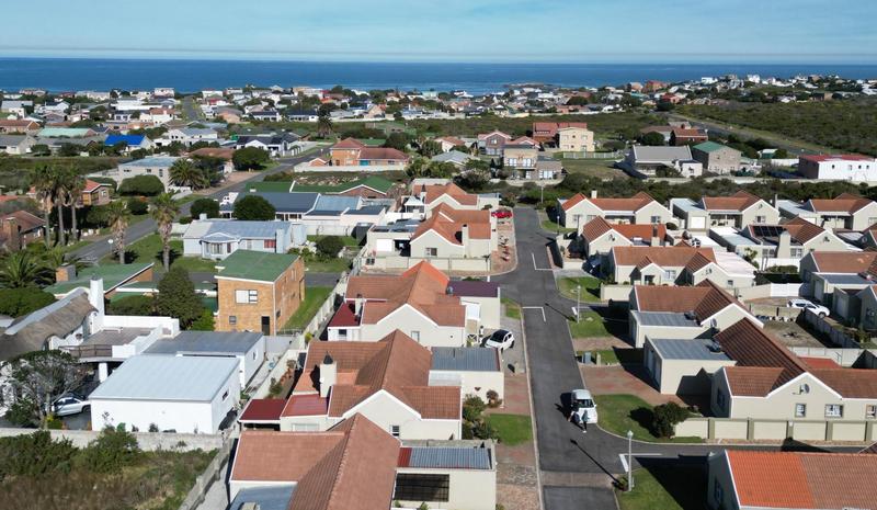 3 Bedroom Property for Sale in Franskraal Western Cape